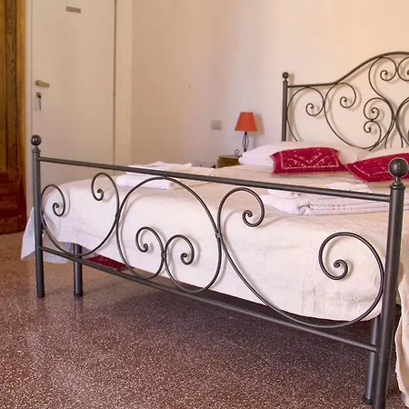 Bed & Breakfast B&B Benebenniu 2*